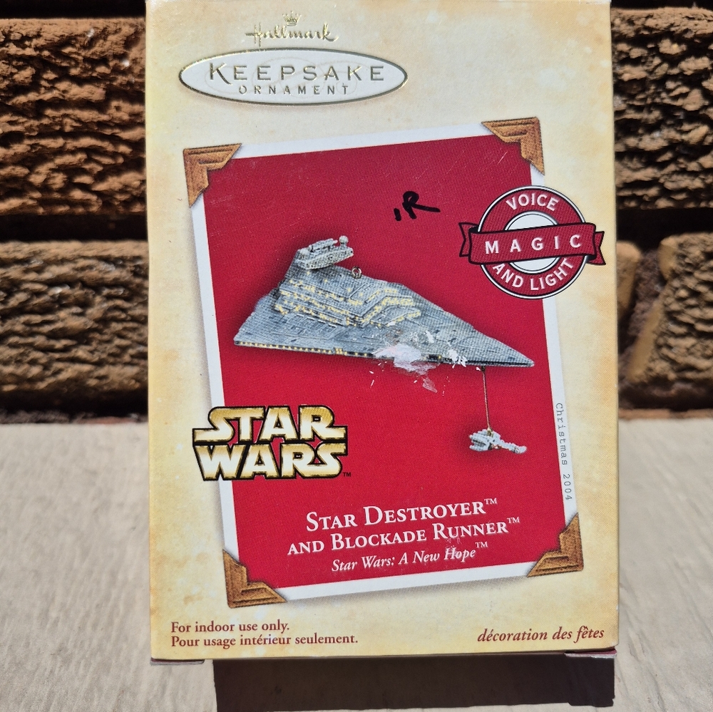 Star Wars Hallmark Ornament - Star Destroyer New Hope 2004